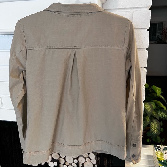 Columbia Jacket • Size S - Picture 2 of 3